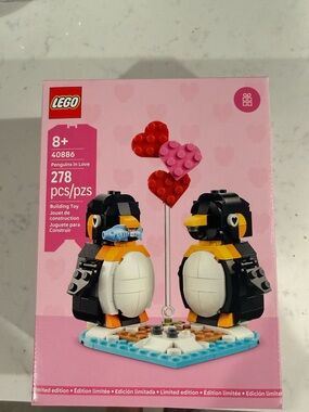 Lego Penguins in Love Limited Edition Build Set - Brand New Sealed